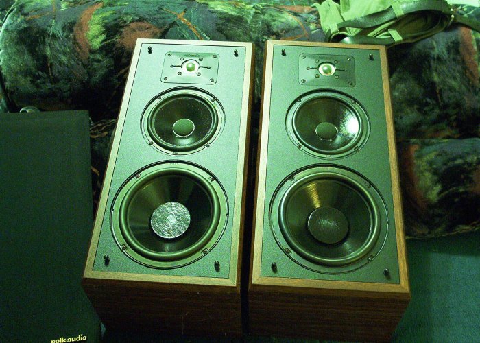 Polk Audio Monitor 5b