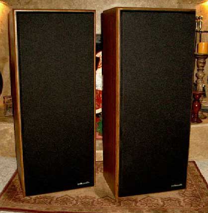Polk Audio Monitor 12